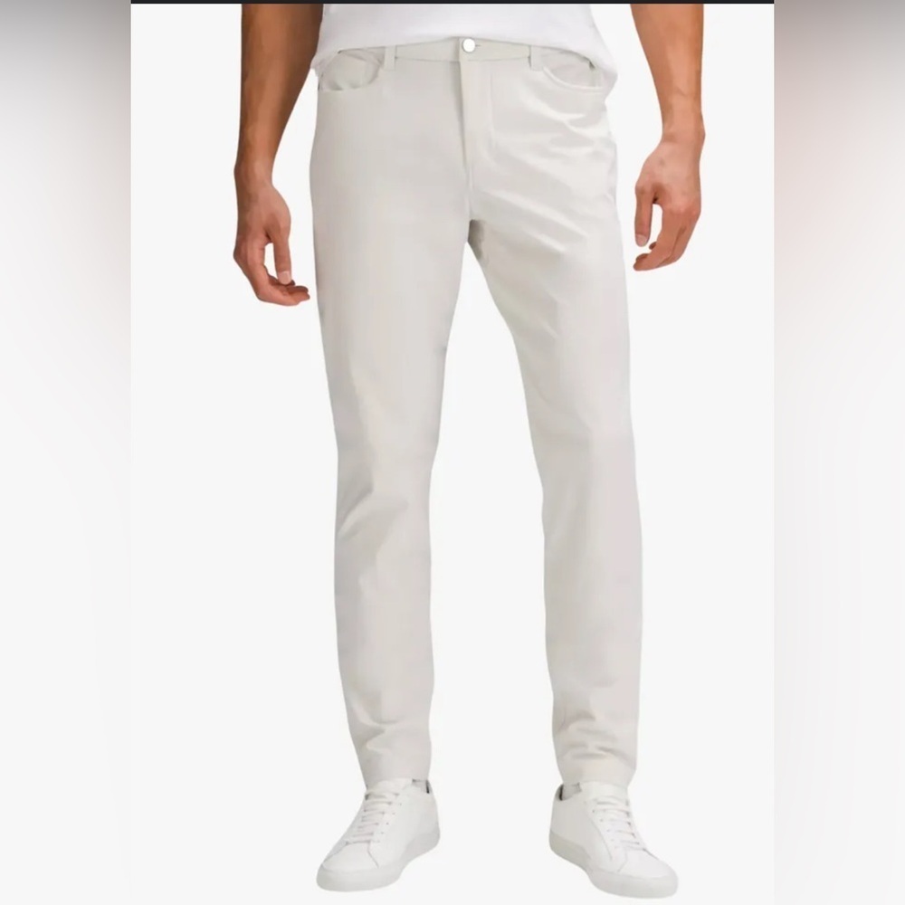 Lululemon ABC Classic Fit 5 Pocket Straight Leg Pants Size 40.
